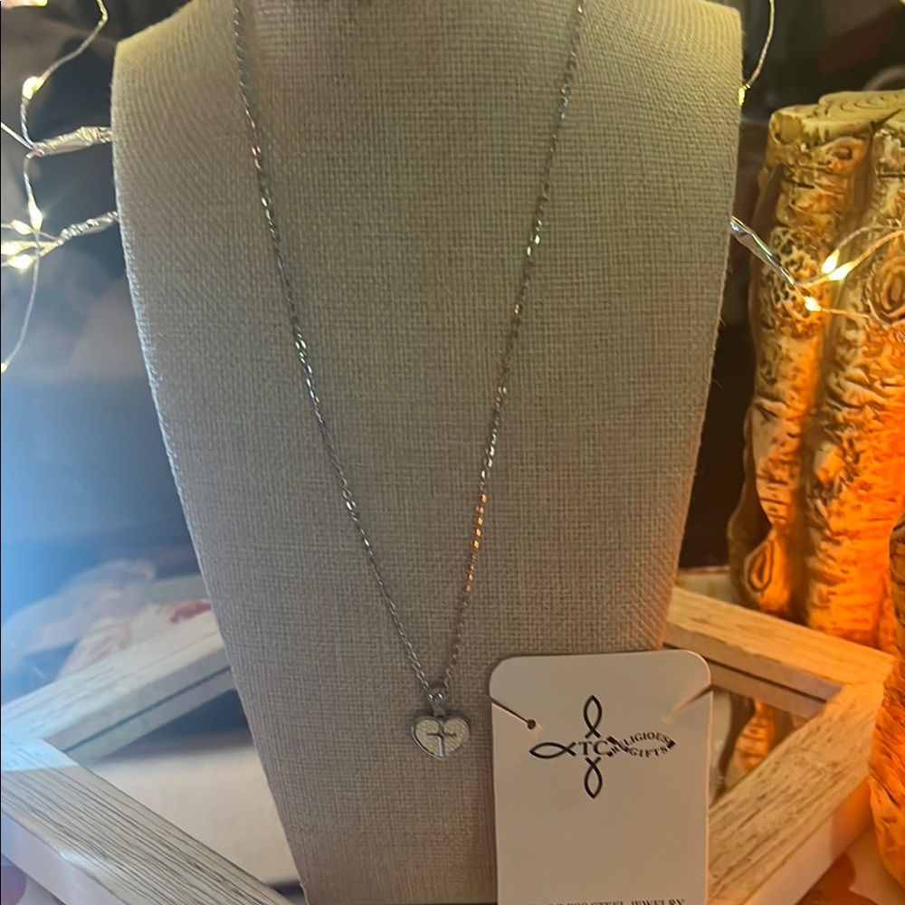 NWT STERLING SILVER Heart Pendant Necklace